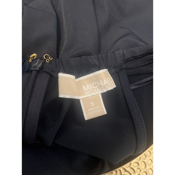 Michael Kors black halter top with a gold chain neckline detail. Sz Small - Picture 4 of 4